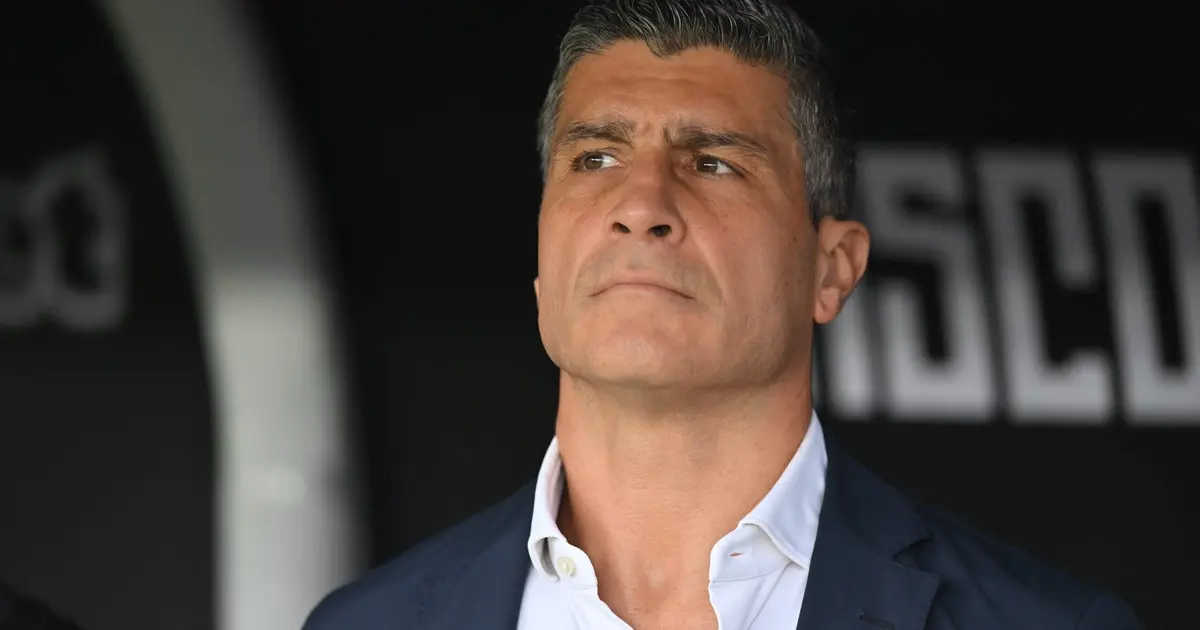 A dor da derrota: Vasco e a cruel realidade em São Januário