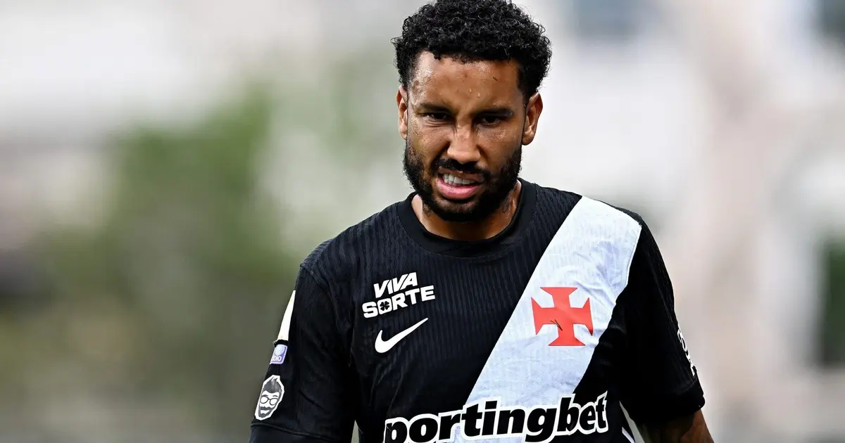 Lesão de Jair pode complicar renovação no Vasco e preocupa a torcida