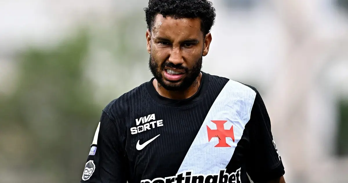 Jair sofre nova lesão e futuro no Vasco fica em suspense