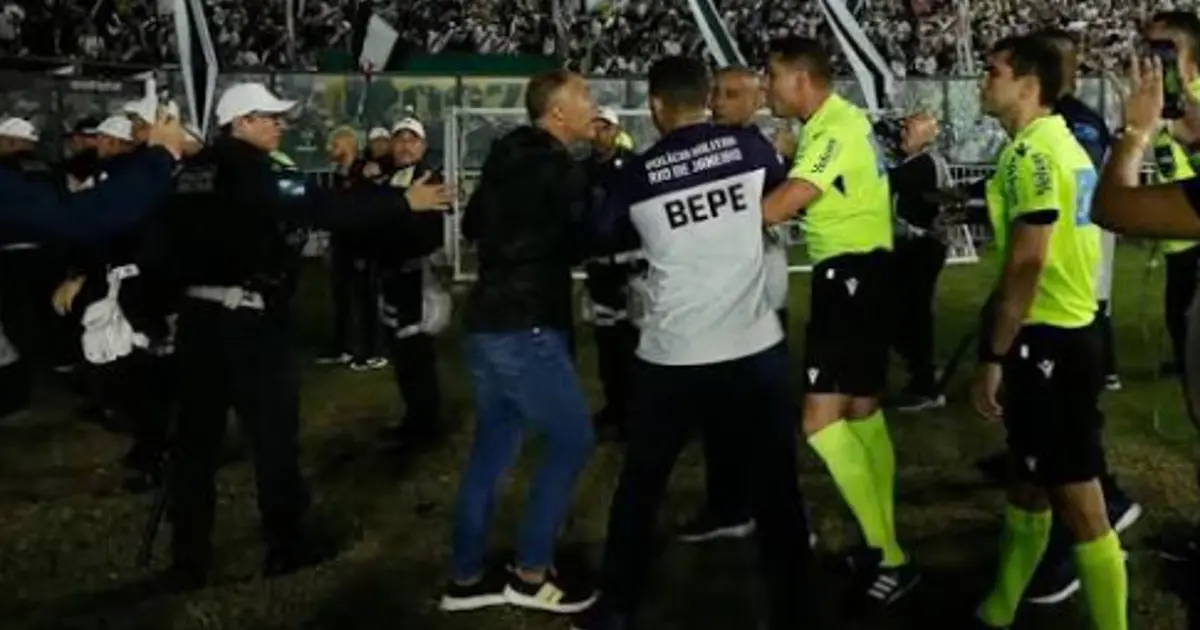 STJD impõe punições ao Vasco após confusão em jogo contra o Vitória