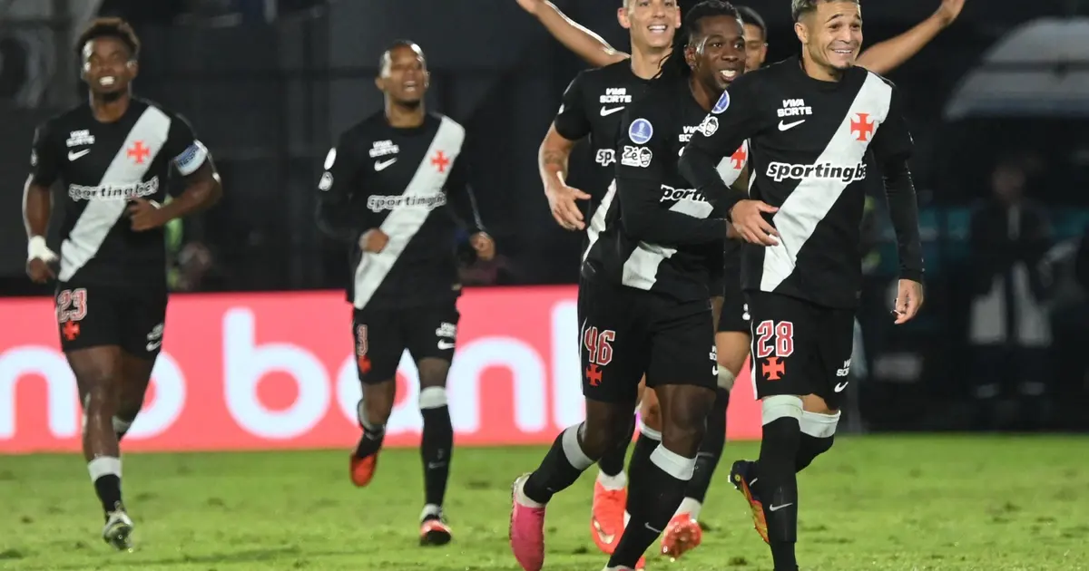 Vasco retorna às quartas de final da Sul-Americana após 14 anos de espera