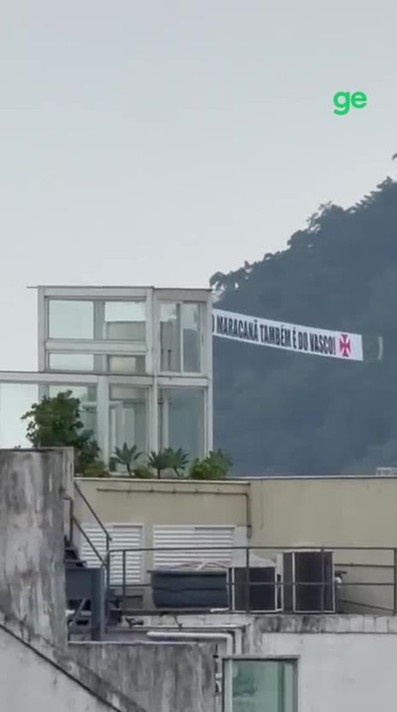A Luta do Vasco pelo Maracanã: A Voz da Torcida Ecoa nas Praias do Rio