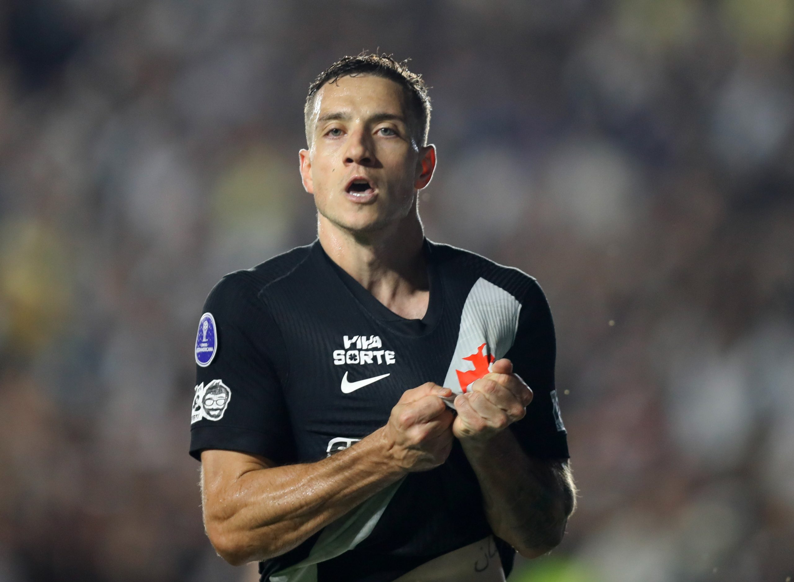 Vasco avança às semifinais da Sul-Americana e enfrenta desafios em São Januário