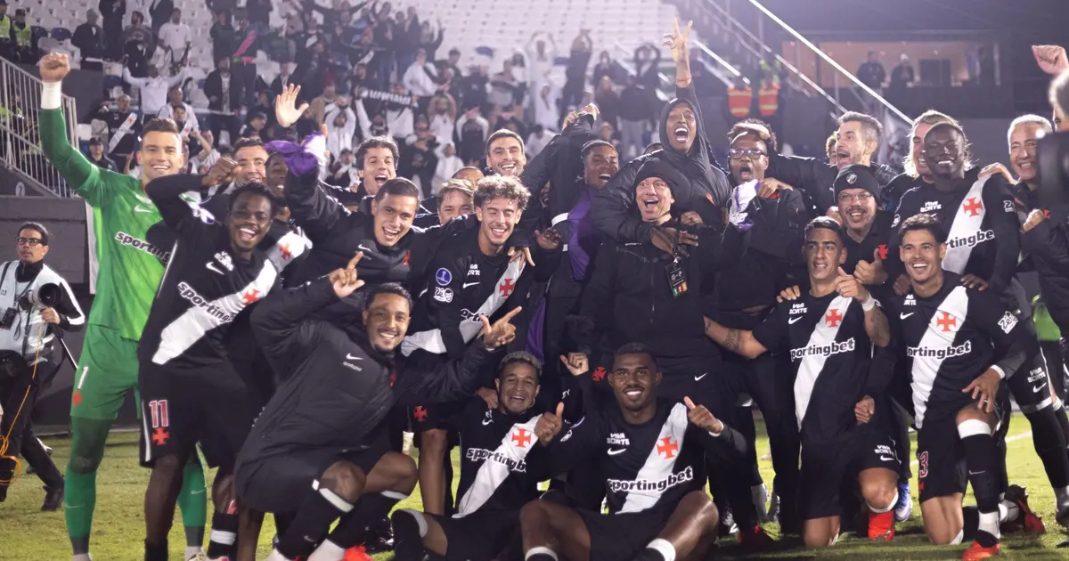 Vasco se prepara para duelo decisivo na Colômbia com time alternativo