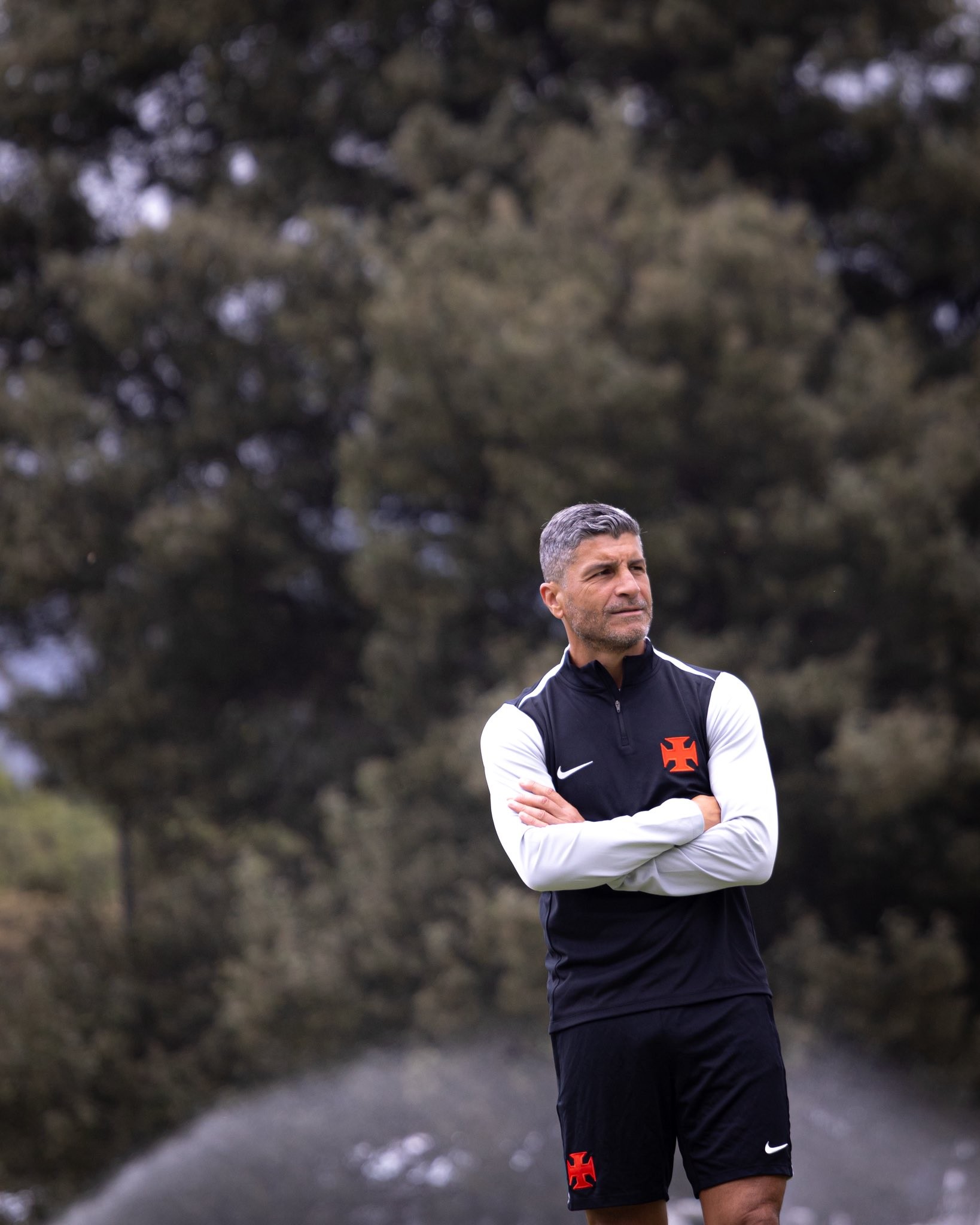 Vasco se prepara para duelo decisivo na Copa Sul-Americana com mudanças no time