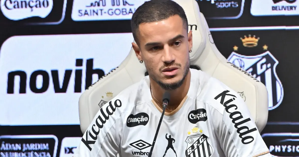 Coutinho fala sobre sua saída do Vasco e retorno ao futebol brasileiro