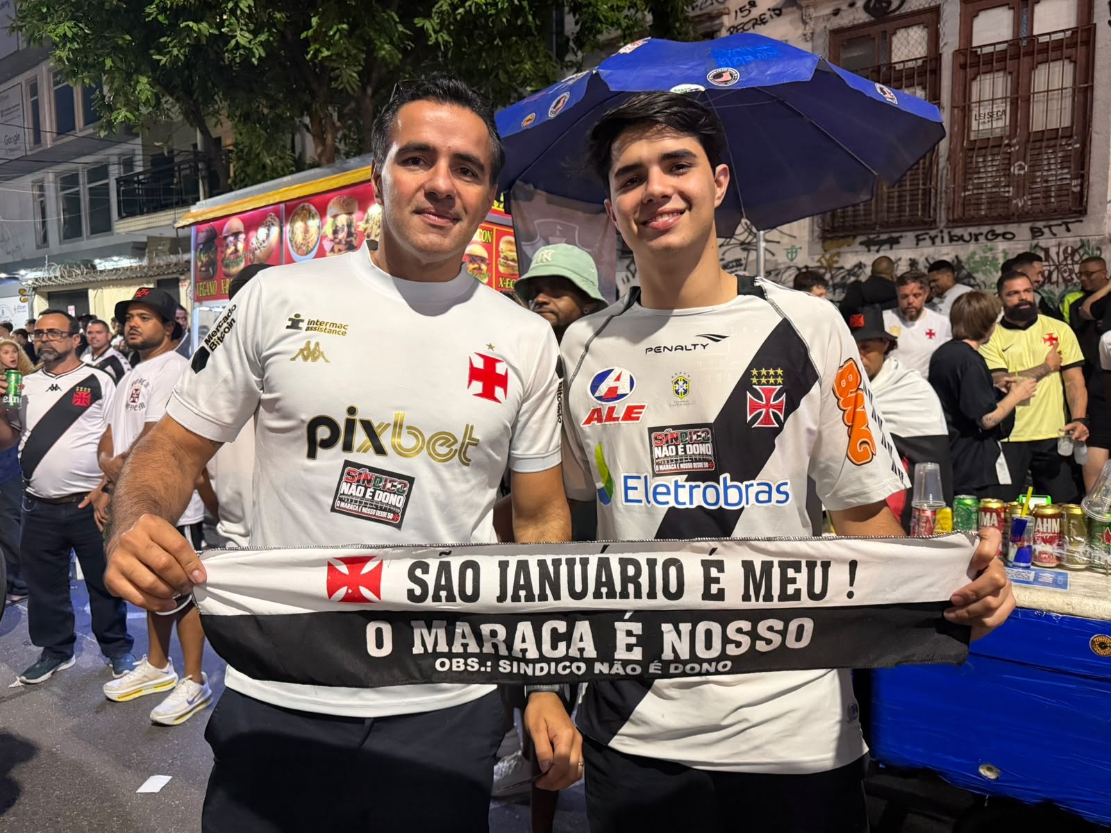 Vasco retoma o Maracanã e provoca Fla-Flu em grande estilo
