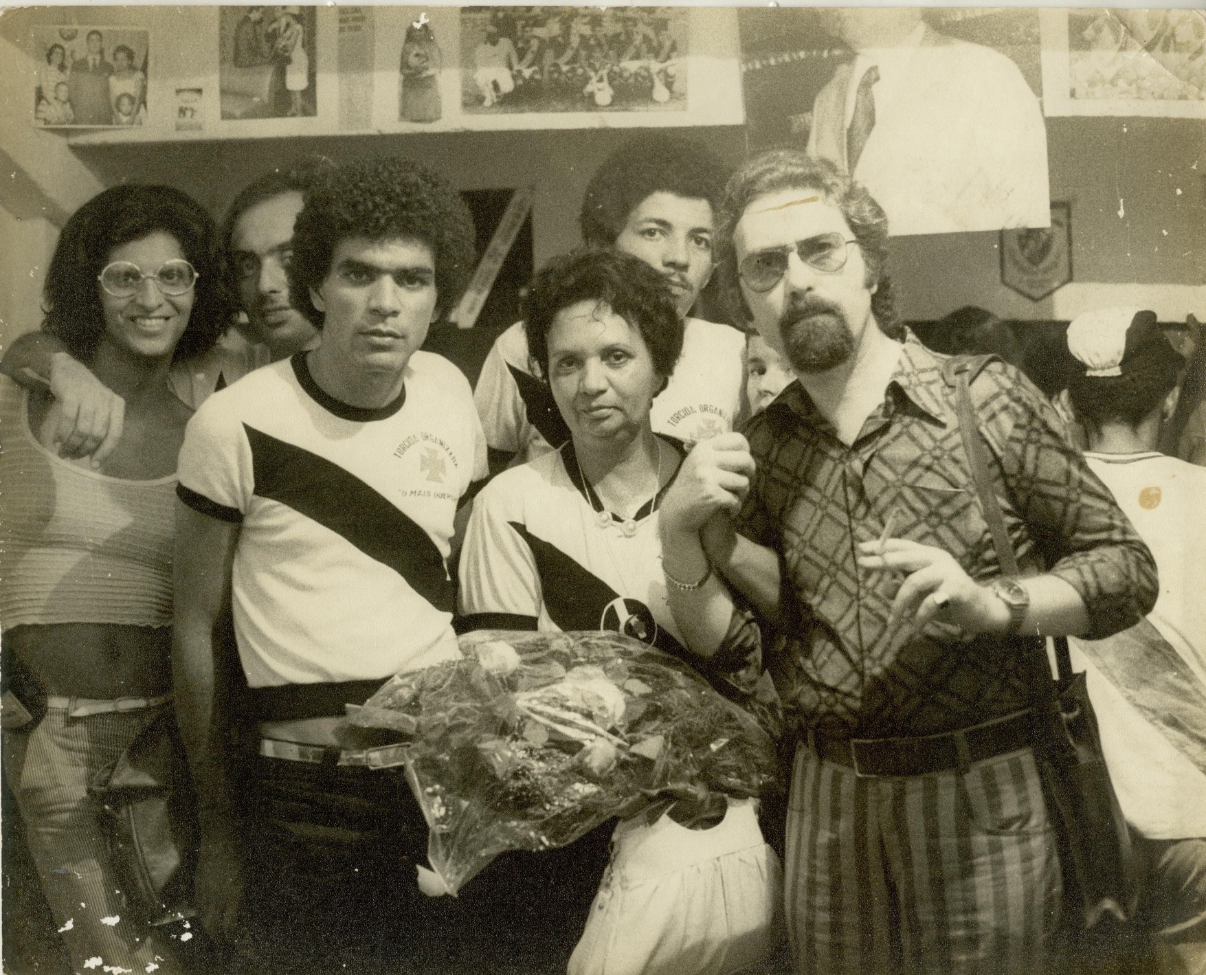 Dulce Rosalina: A Eterna Rainha das Arquibancadas do Vasco