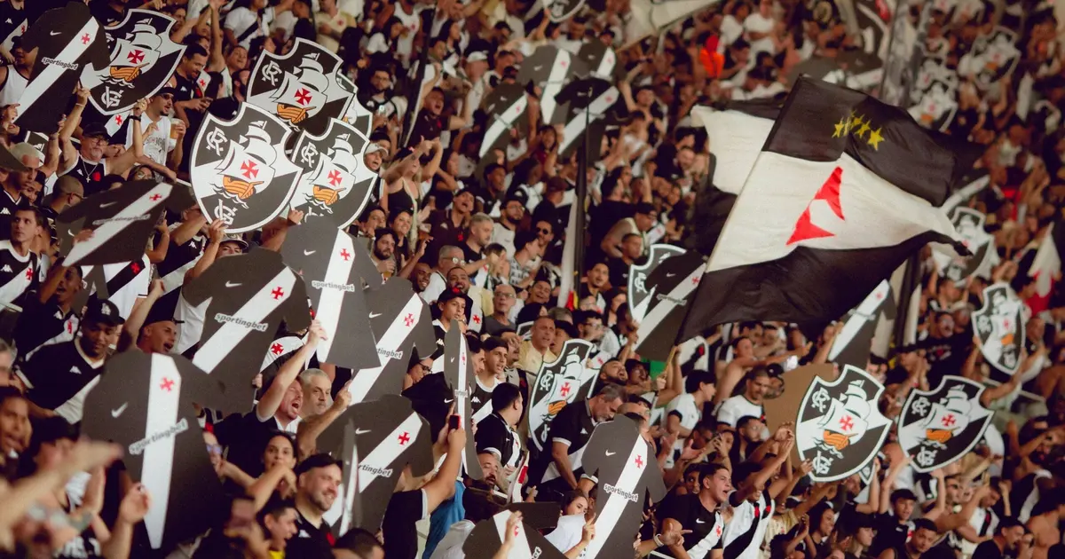 Ingressos para Vasco x Boca: A paixão cruzmaltina esgota tudo em minutos