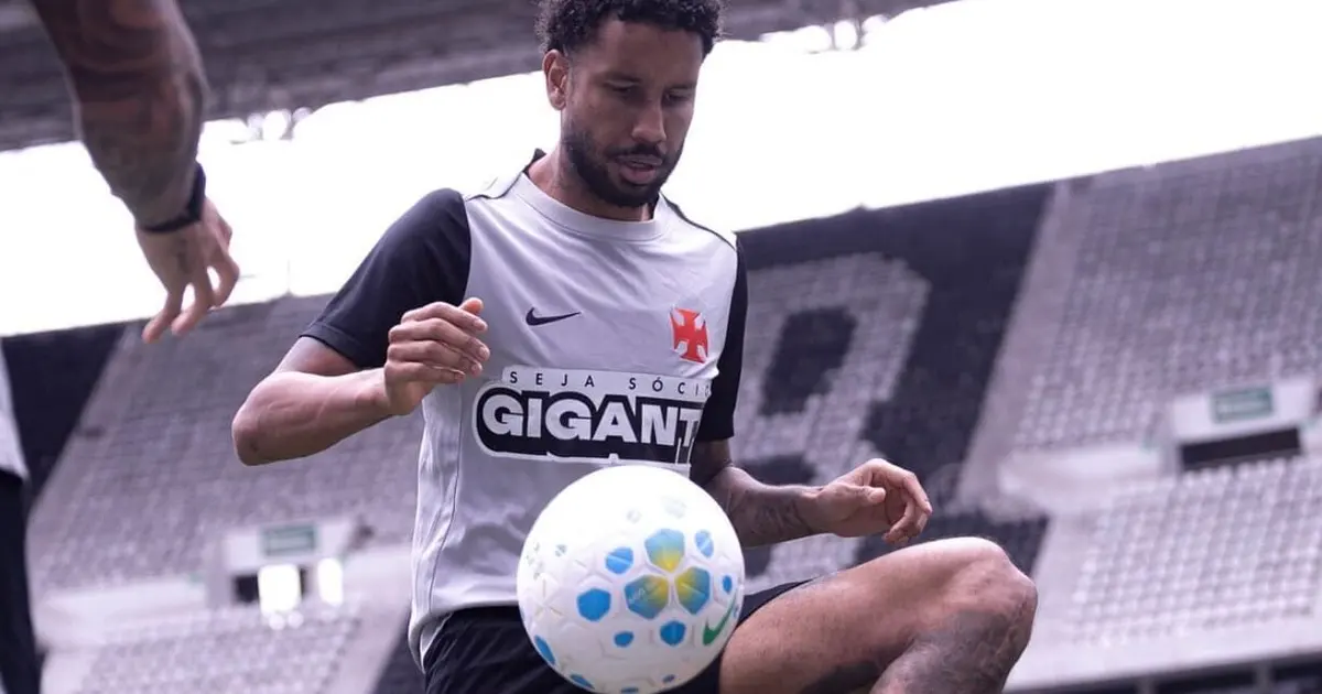 Vasco se prepara para desafios em gramados sintéticos com garra e esperança