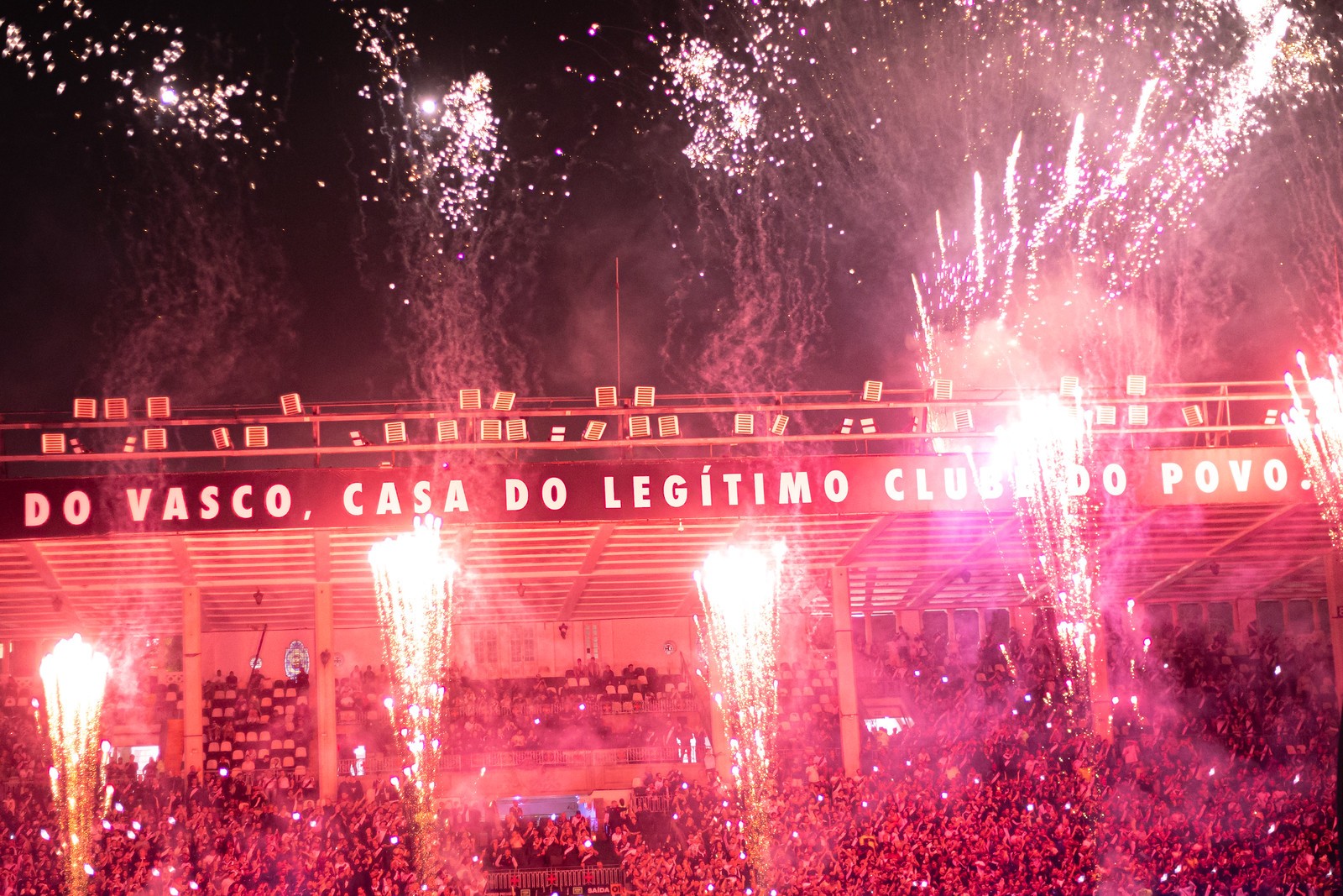 A Luta do Vasco para Manter a Magia de São Januário em Grande Estilo